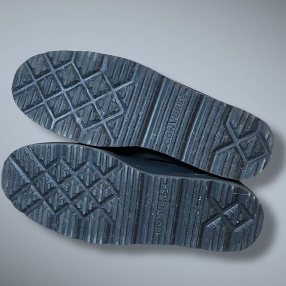 Men's 11 CONVERSE CHUCK TAYLOR Luxe Leather High Top Sneaker Rubber Outsole EUC - Picture 12 of 14